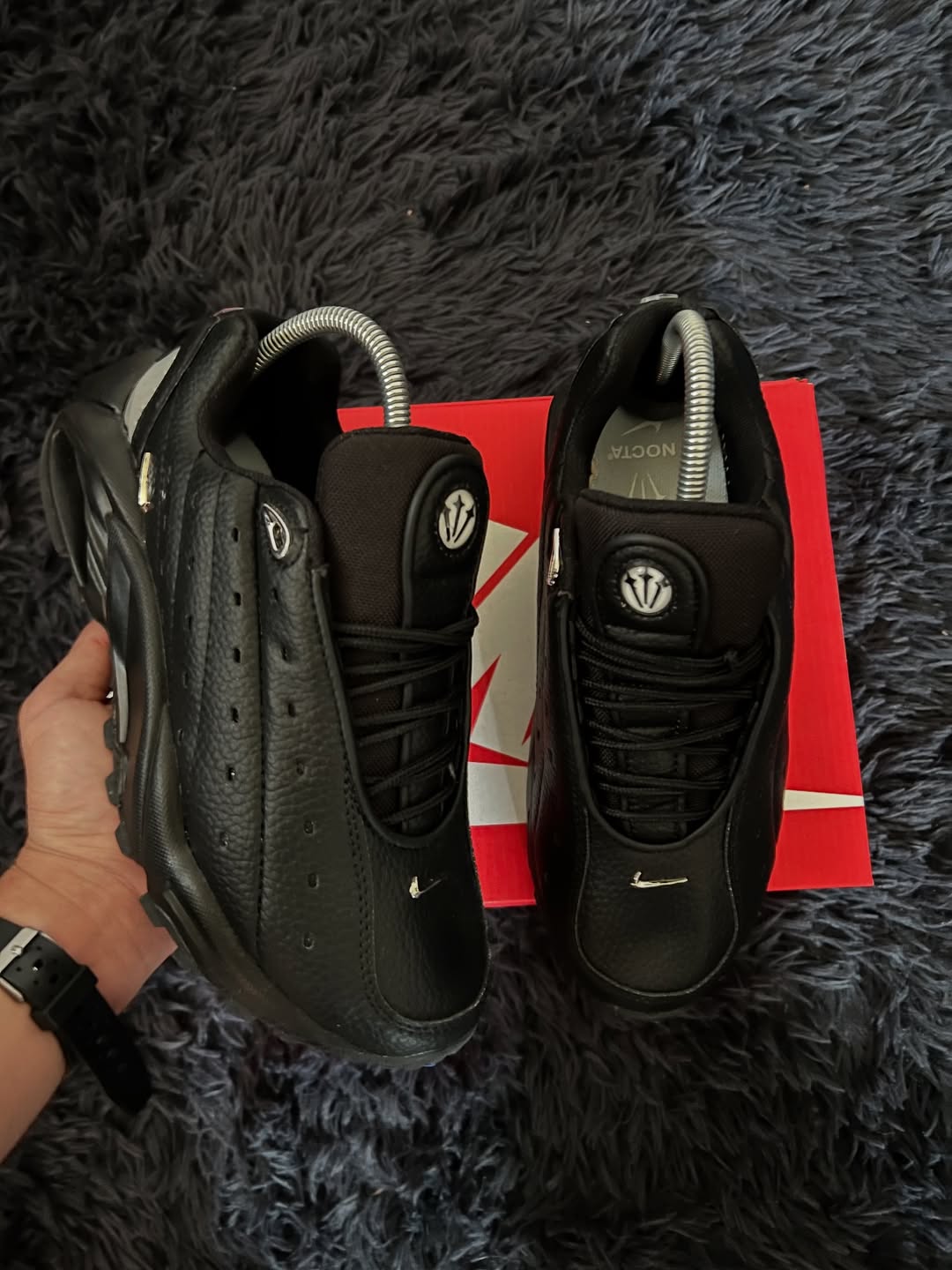 Nocta Hot Step Triple Black