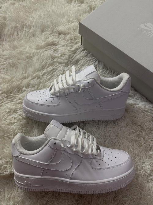 AF1 Triple Whithe